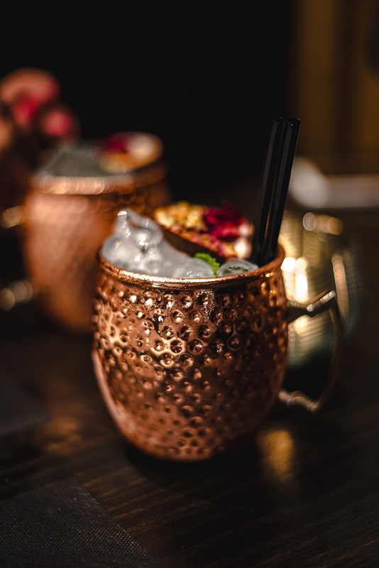 Cocktails in Customized Copper Mugs