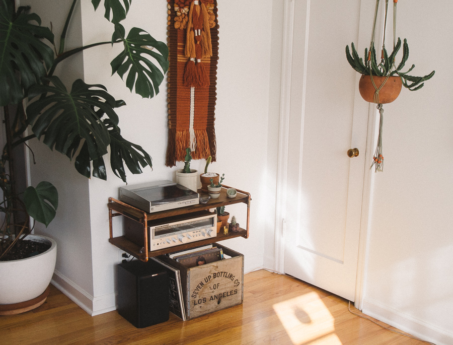 DIY Copper Pipe Shelves